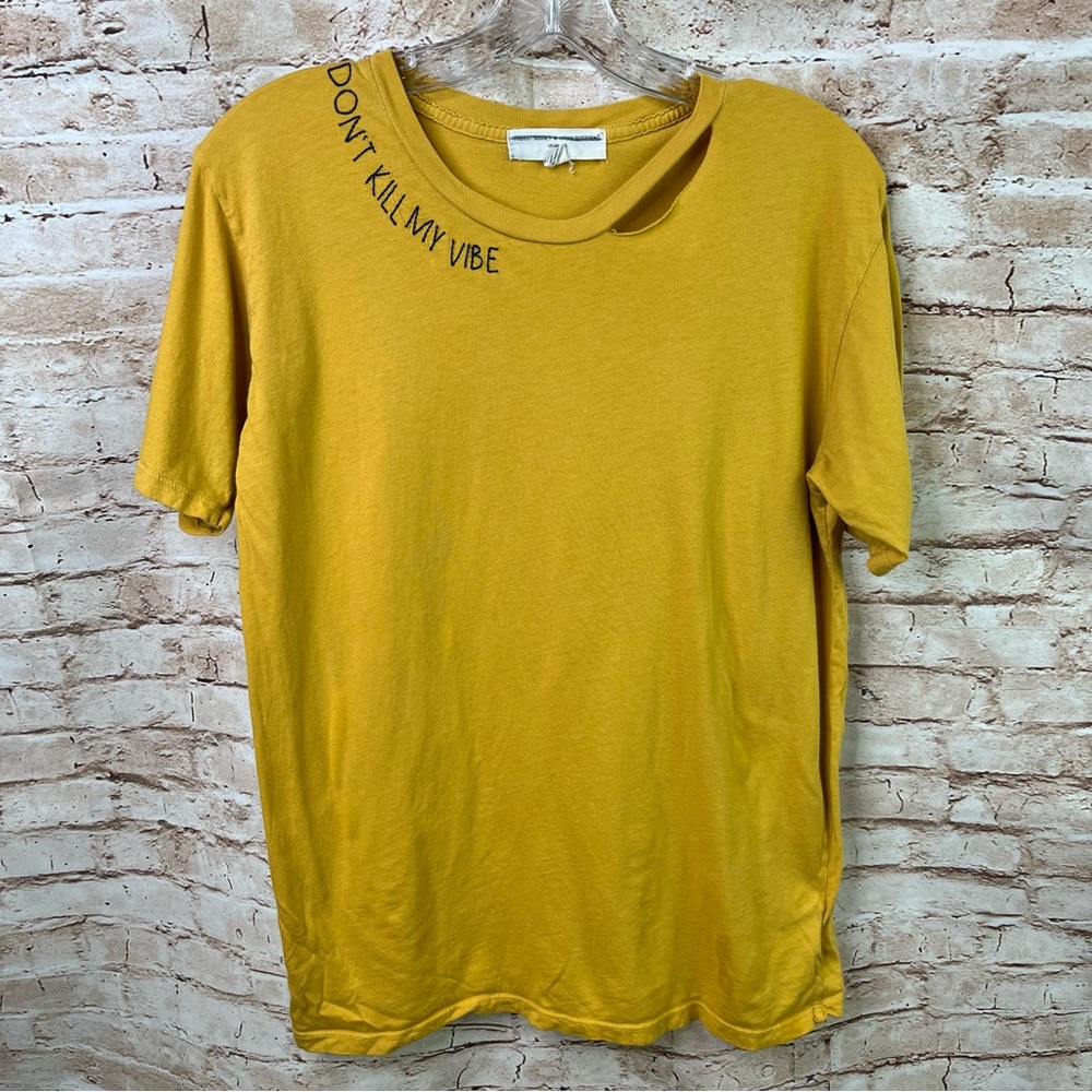 Urban Outfitters x Project Social T TShirt Don’t Kill My Vibe Medium
